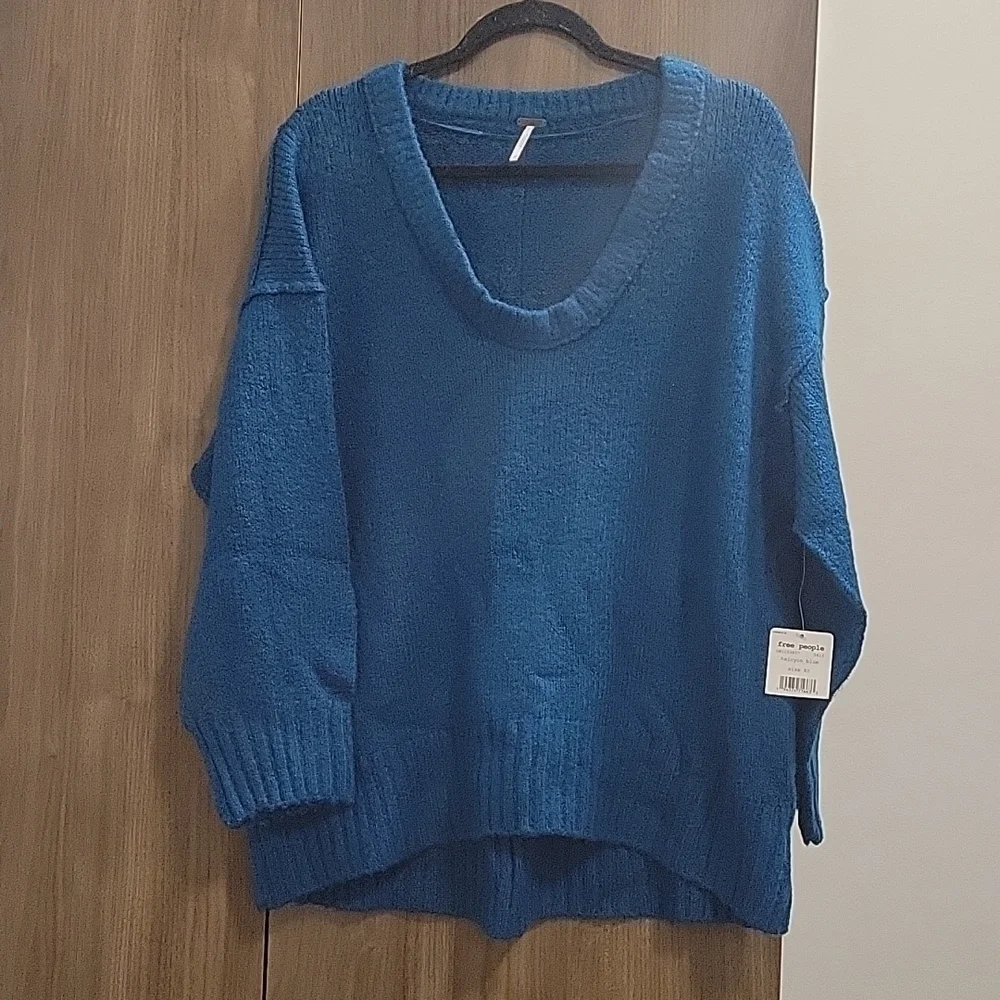 Free People-NWT- Brookside Tunic Sweater In Halcyon Blue-Size XS